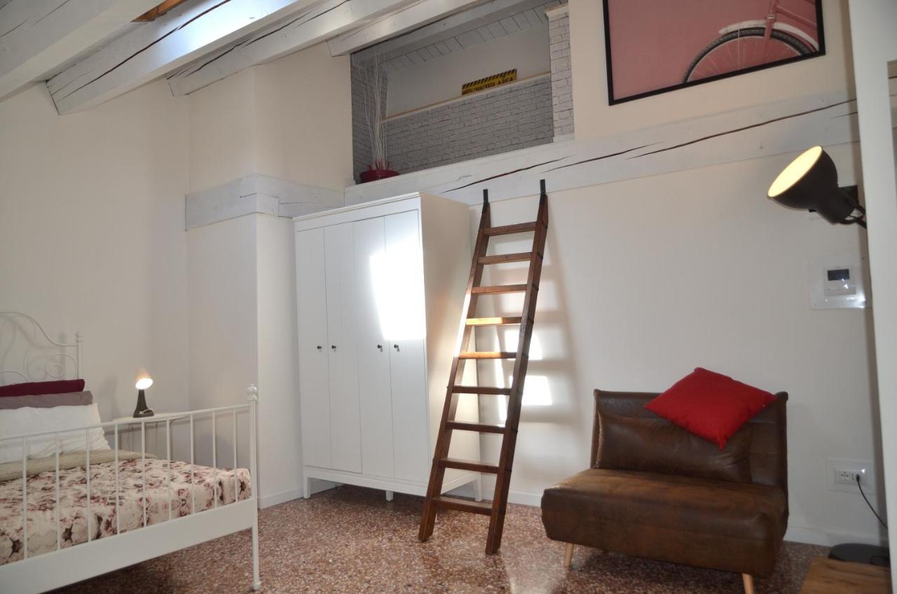 Olly Home Luxury Loft Noale Exterior photo